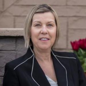 Suzanne Dube