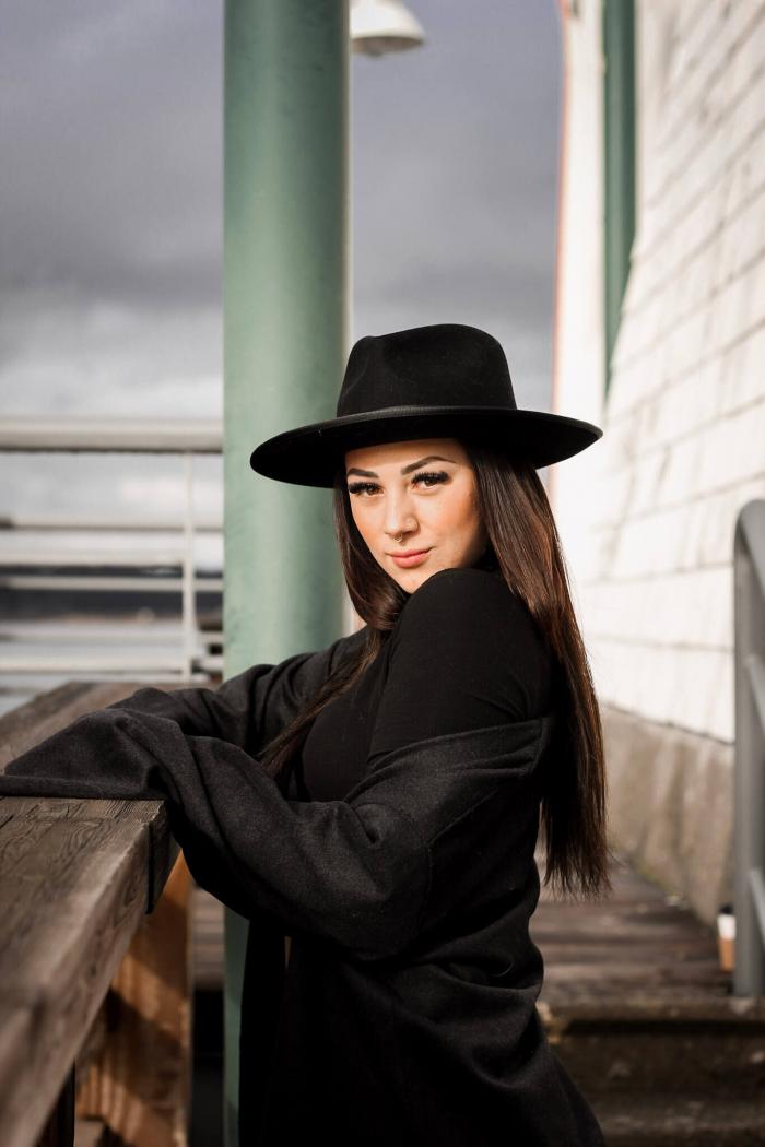 Mikaela (Owner)
