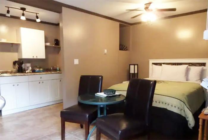 Riverside Motel - Hans & Janice Goorts